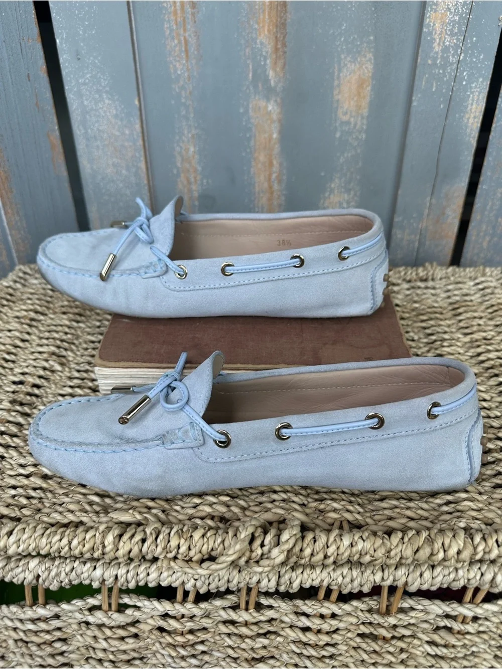 TOD'S Gommino Suede Bow Driving Loafer Light Blue Sz 38.5